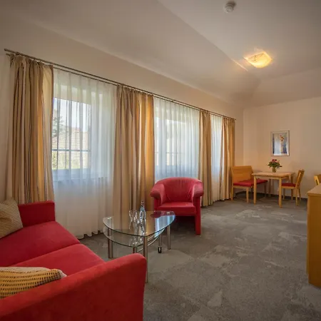 Die Krone Am Fluss - Landhotel Sindringen Exterior photo